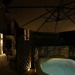 Villa Stone Garden Escape With Jacuzzi