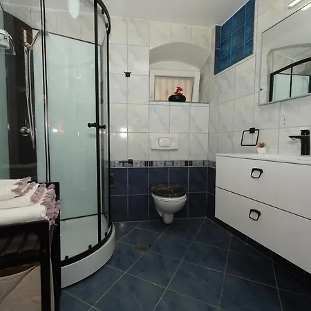 Stone Garden Escape With Jacuzzi Villa